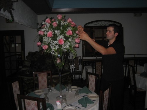 Oakville flowers free delivery Free Delivery and Free Service. Try us out. When you sign up we'll send you a coupon code for free delivery and free service on your first order.